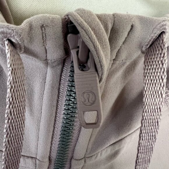 Lululemon Womens 8 Light Pink Define Jacket - Picture 3 of 8